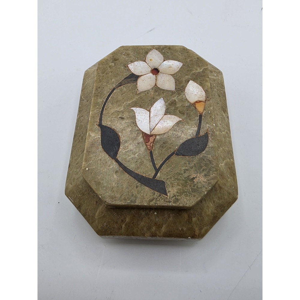 Vintage‎ Indian Soapstone Trinket Box Floral Inlay Hand Carved SERRV Decor - Picture 2 of 8